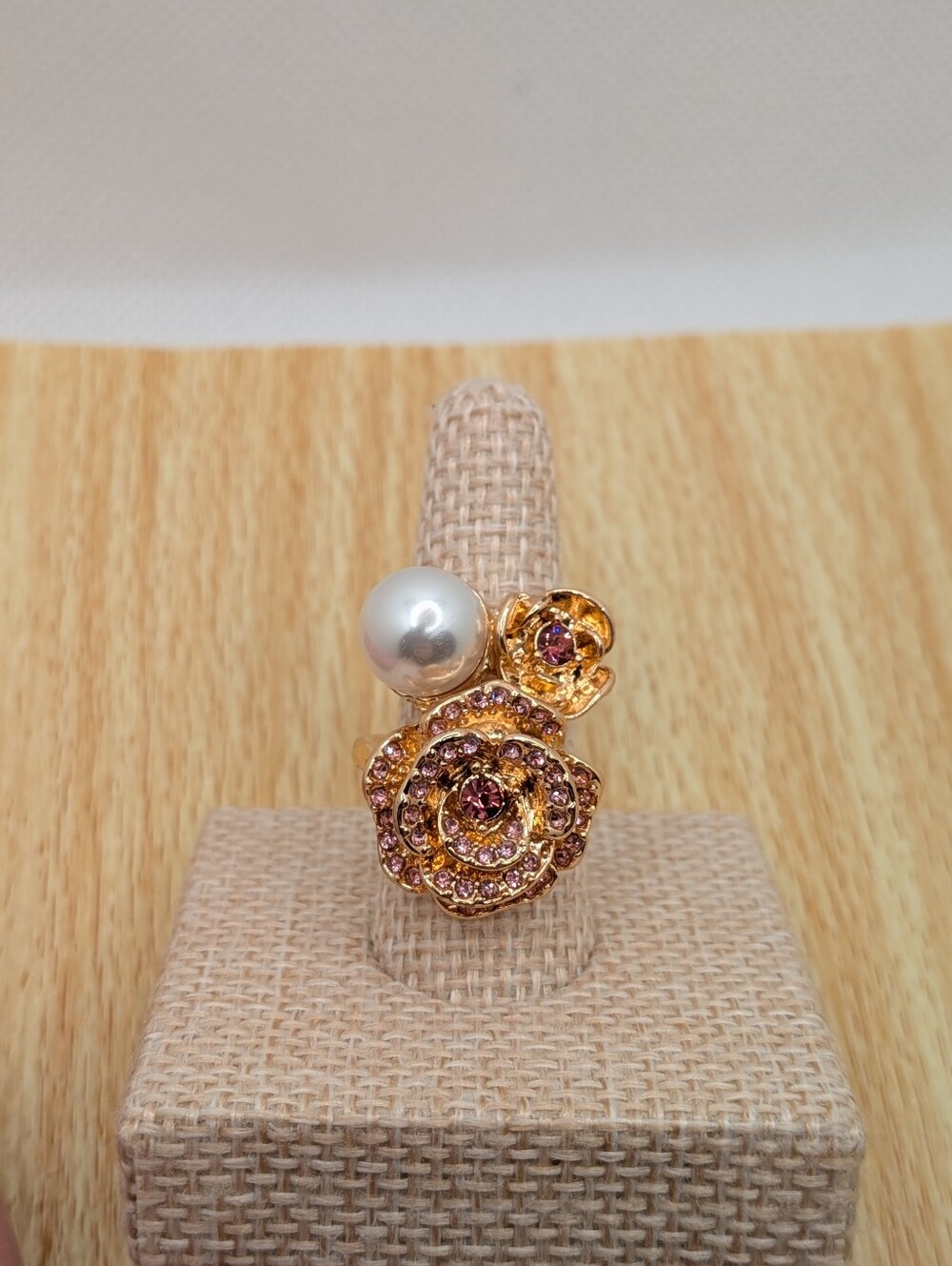 Rose And Pearl Ring - Picture 4 of 5